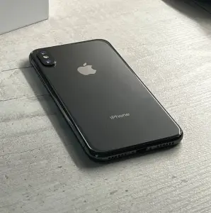 Apple iPhone X
