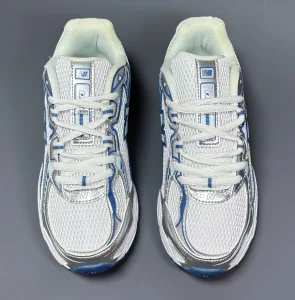 New Balance 740 Ice Blue