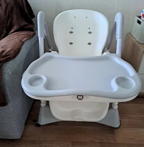 Стул для кормления 