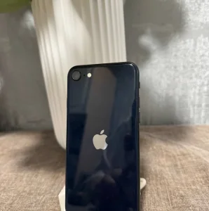 IPhone SE 2022 64gb Black