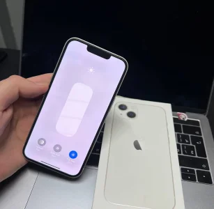 Apple iPhone 13