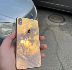 Apple iPhone XS Max
