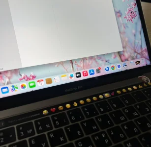 Apple MacBook Pro 2017 Touchbar