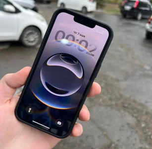 Apple iPhone 16е