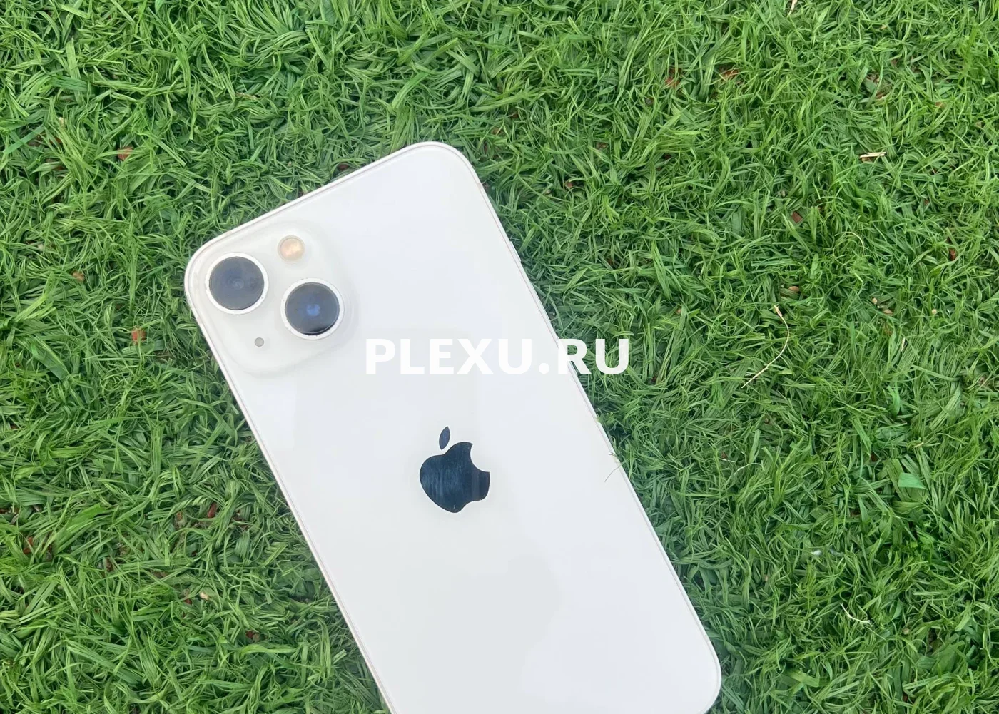 Apple iPhone 13