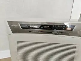 Очиститель воздуха Toshiba CAF-34H1, плюс блок питания 